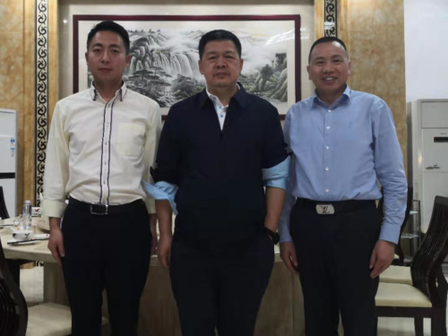 中紀(jì)委國(guó)際合作局郭松江局長(zhǎng)、人民日?qǐng)?bào)社馬海濤副總編親臨新望視察指導(dǎo)